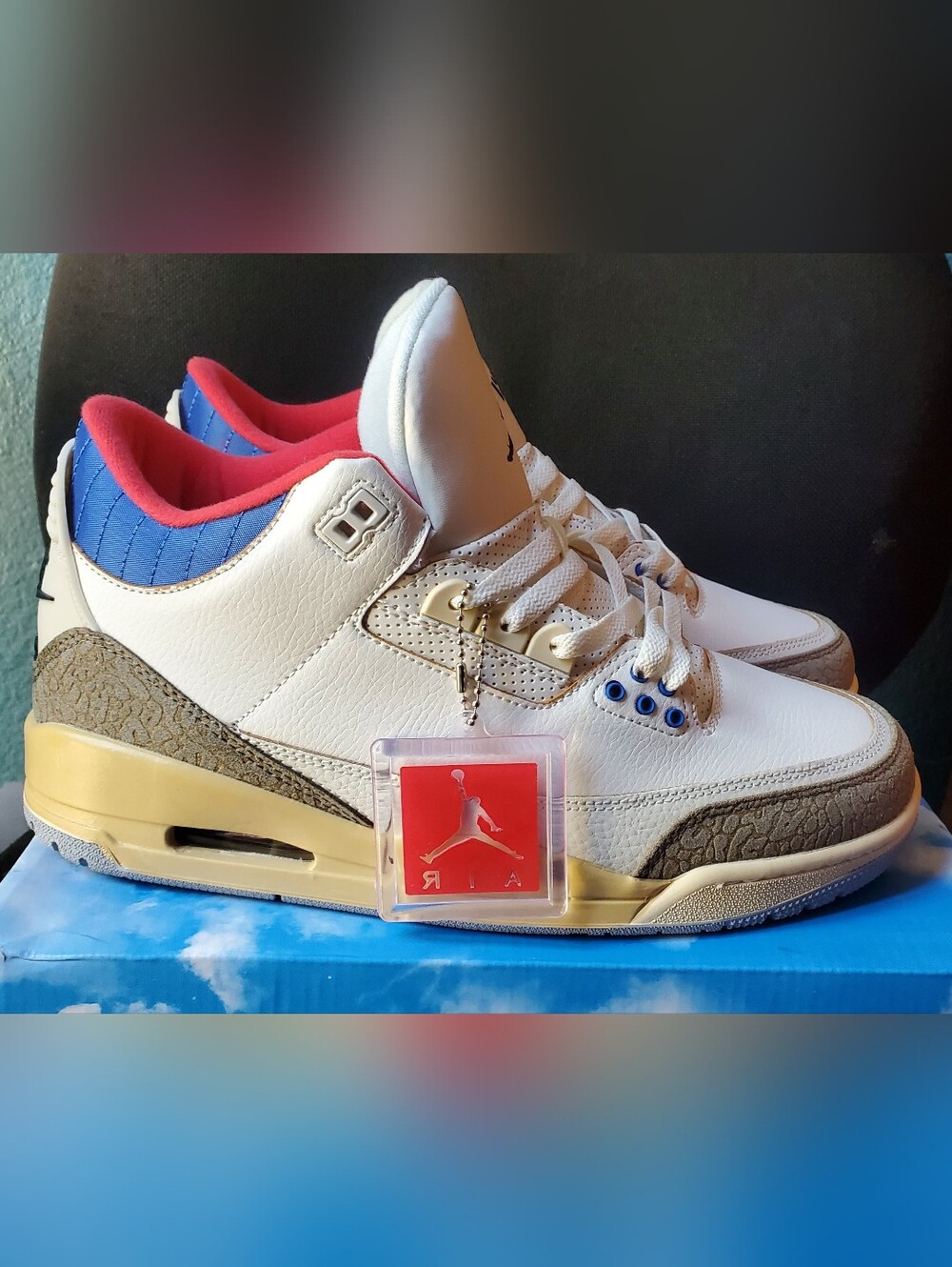 Air Jordan 3 Retro Seoul 2.0. Size 11